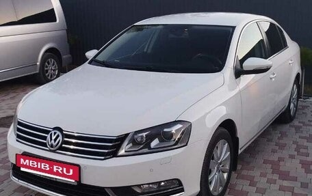 Volkswagen Passat B7, 2012 год, 1 095 000 рублей, 3 фотография