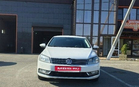 Volkswagen Passat B7, 2012 год, 1 095 000 рублей, 11 фотография