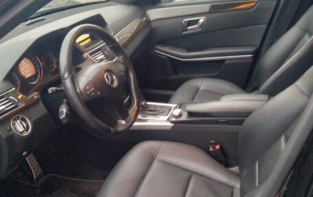 Mercedes-Benz E-Класс, 2010 год, 1 150 000 рублей, 6 фотография