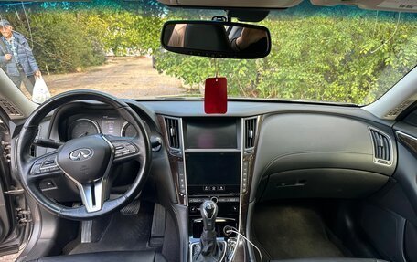 Infiniti Q50 I рестайлинг, 2018 год, 2 300 000 рублей, 7 фотография