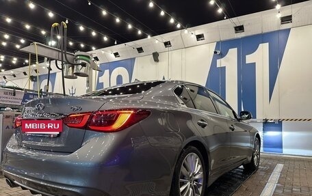 Infiniti Q50 I рестайлинг, 2018 год, 2 300 000 рублей, 3 фотография