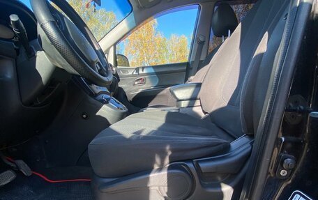 KIA Carens III (RP), 2011 год, 870 000 рублей, 8 фотография