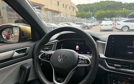 Volkswagen T-Roc I, 2023 год, 2 109 565 рублей, 8 фотография