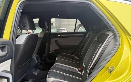 Volkswagen T-Roc I, 2023 год, 2 109 565 рублей, 11 фотография