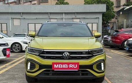 Volkswagen T-Roc I, 2023 год, 2 109 565 рублей, 4 фотография