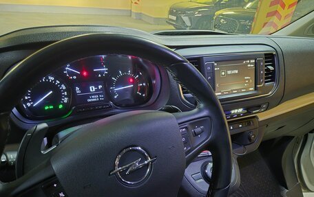 Opel Zafira Life I, 2020 год, 3 300 000 рублей, 8 фотография