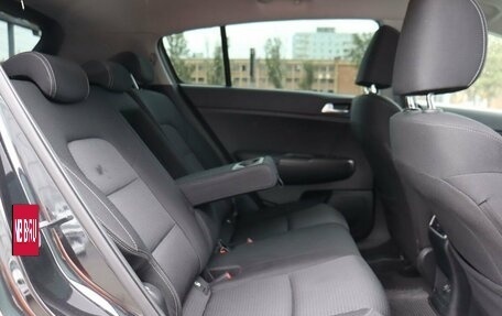 KIA Sportage IV рестайлинг, 2020 год, 2 120 000 рублей, 10 фотография
