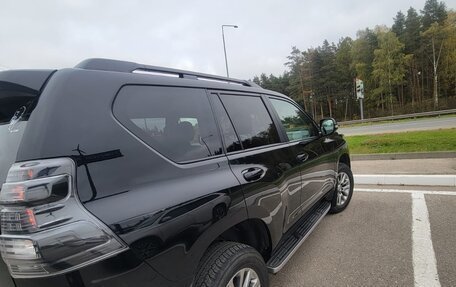 Toyota Land Cruiser Prado 150 рестайлинг 2, 2018 год, 5 750 000 рублей, 7 фотография