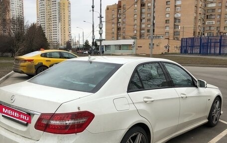 Mercedes-Benz E-Класс, 2010 год, 1 450 000 рублей, 2 фотография