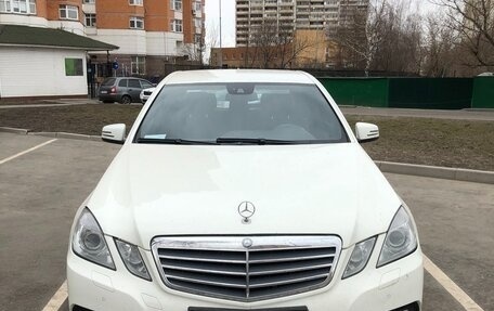 Mercedes-Benz E-Класс, 2010 год, 1 450 000 рублей, 3 фотография