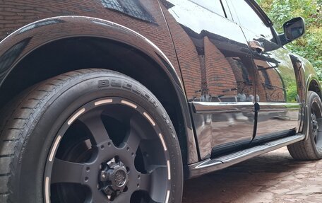 Infiniti QX56, 2005 год, 1 500 000 рублей, 14 фотография
