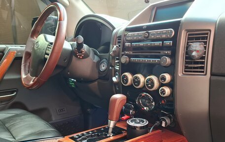 Infiniti QX56, 2005 год, 1 500 000 рублей, 32 фотография