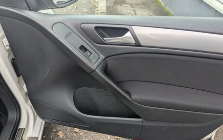 Volkswagen Golf VI, 2012 год, 725 000 рублей, 21 фотография