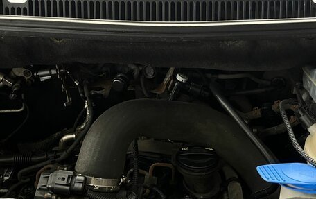 Volkswagen Caravelle T5, 2013 год, 1 600 000 рублей, 12 фотография