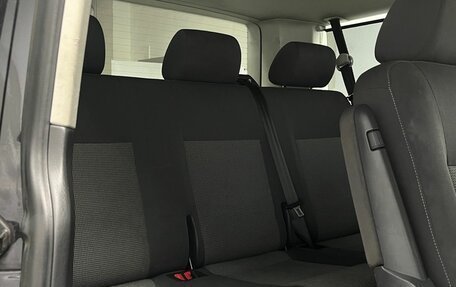 Volkswagen Caravelle T5, 2013 год, 1 600 000 рублей, 14 фотография