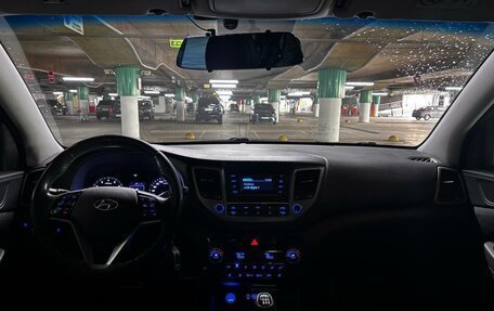 Hyundai Tucson III, 2018 год, 1 800 000 рублей, 2 фотография