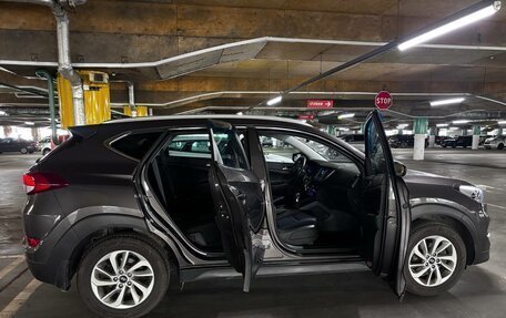 Hyundai Tucson III, 2018 год, 1 800 000 рублей, 9 фотография