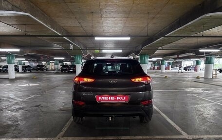 Hyundai Tucson III, 2018 год, 1 800 000 рублей, 12 фотография