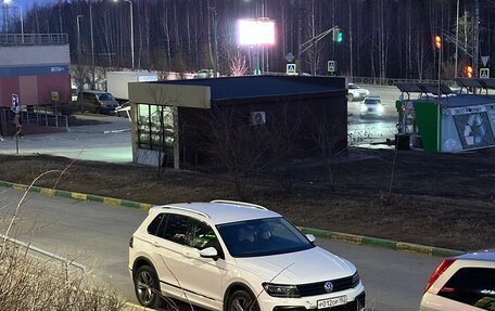 Volkswagen Tiguan II, 2018 год, 2 650 000 рублей, 4 фотография