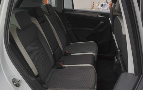 Volkswagen Tiguan II, 2019 год, 2 899 000 рублей, 7 фотография