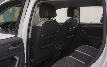 Volkswagen Tiguan II, 2019 год, 2 899 000 рублей, 11 фотография