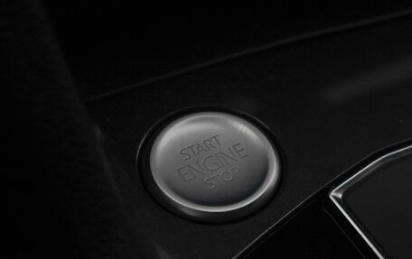 Volkswagen Tiguan II, 2019 год, 2 899 000 рублей, 16 фотография