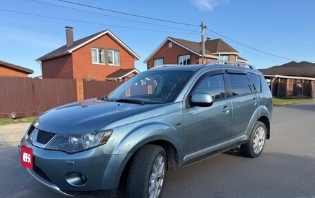 Mitsubishi Outlander III рестайлинг 3, 2008 год, 1 199 000 рублей, 3 фотография