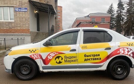 Renault Logan II, 2017 год, 329 000 рублей, 5 фотография