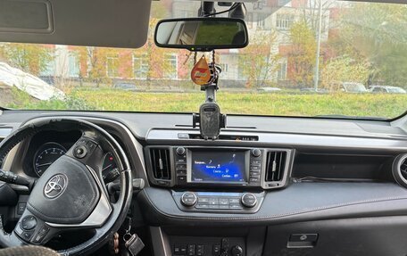 Toyota RAV4, 2017 год, 2 559 999 рублей, 12 фотография