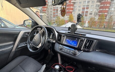 Toyota RAV4, 2017 год, 2 559 999 рублей, 10 фотография