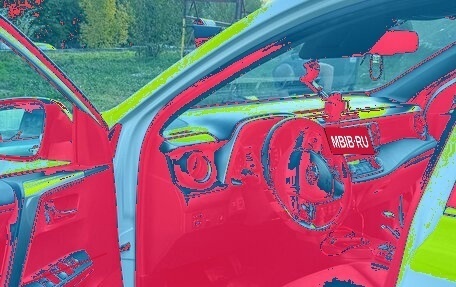 Toyota RAV4, 2017 год, 2 559 999 рублей, 13 фотография