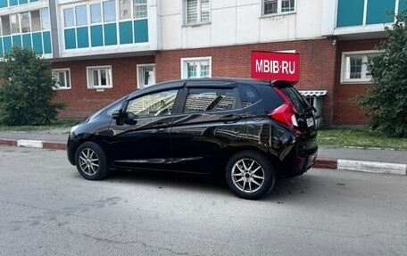Honda Fit III, 2014 год, 985 000 рублей, 7 фотография