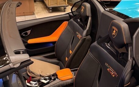 Lamborghini Huracán, 2020 год, 26 000 000 рублей, 9 фотография