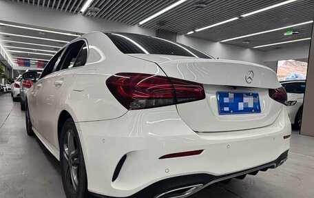 Mercedes-Benz A-Класс, 2023 год, 1 890 000 рублей, 7 фотография