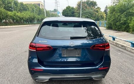 Mercedes-Benz B-Класс, 2023 год, 1 870 000 рублей, 4 фотография