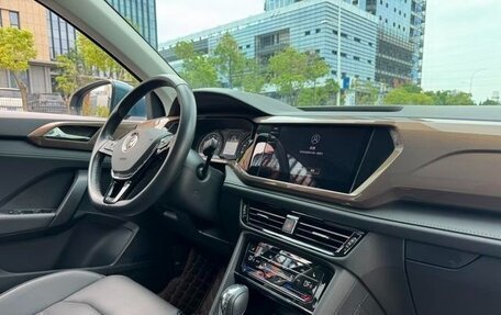 Volkswagen Tharu, 2021 год, 1 700 000 рублей, 9 фотография