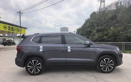 Volkswagen Tharu, 2021 год, 1 800 000 рублей, 5 фотография
