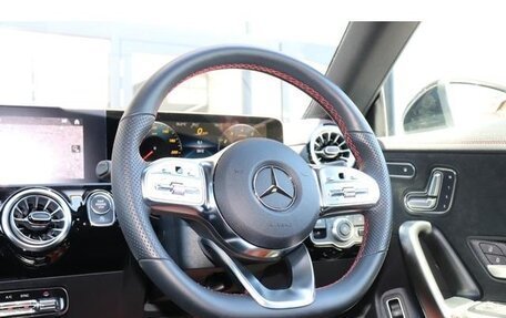 Mercedes-Benz CLA, 2021 год, 2 390 000 рублей, 13 фотография