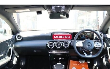 Mercedes-Benz CLA, 2021 год, 2 390 000 рублей, 12 фотография