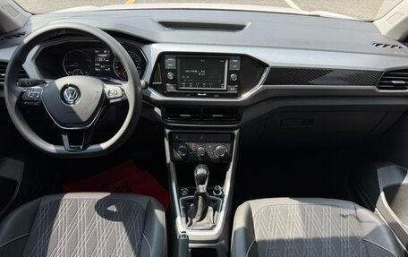 Volkswagen T-Cross I, 2021 год, 1 550 000 рублей, 10 фотография