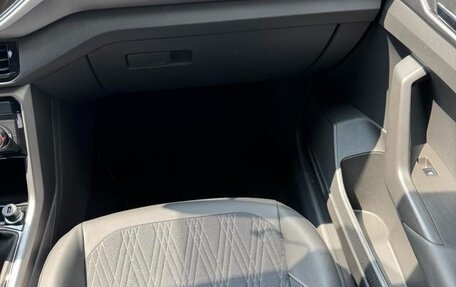 Volkswagen T-Cross I, 2021 год, 1 550 000 рублей, 14 фотография