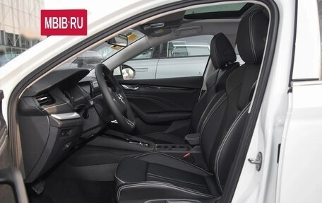 Skoda Octavia IV, 2025 год, 2 550 000 рублей, 26 фотография