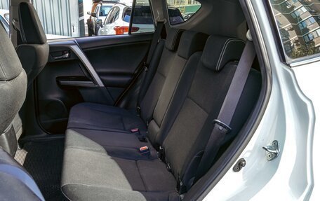 Toyota RAV4, 2016 год, 2 535 000 рублей, 9 фотография