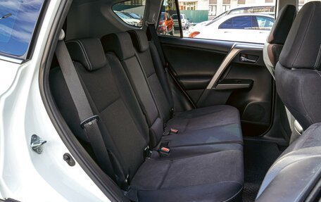 Toyota RAV4, 2016 год, 2 535 000 рублей, 7 фотография