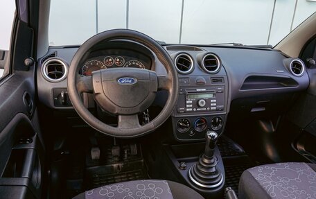 Ford Fiesta, 2006 год, 645 000 рублей, 6 фотография