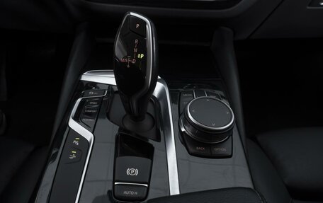 BMW 6 серия, 2019 год, 3 994 000 рублей, 12 фотография