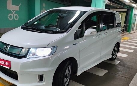 Honda Freed I, 2015 год, 1 450 000 рублей, 7 фотография