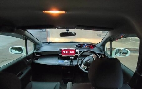 Honda Freed I, 2015 год, 1 450 000 рублей, 25 фотография