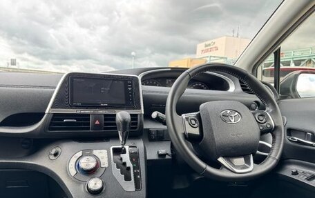Toyota Sienta II, 2021 год, 1 300 000 рублей, 12 фотография