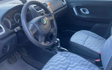 Skoda Fabia II, 2010 год, 629 000 рублей, 13 фотография